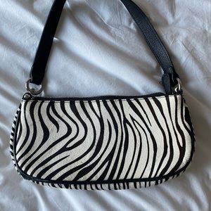 Zebra shoulder bag